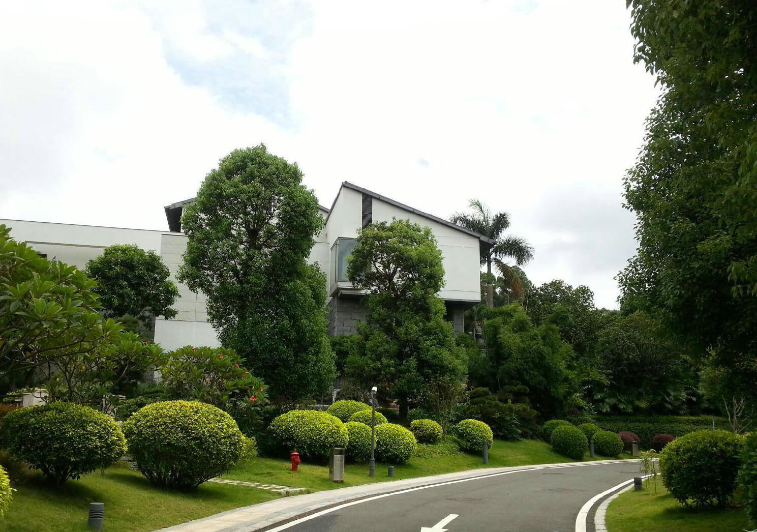 為什么要進(jìn)行園林綠化養(yǎng)護(hù)呢？